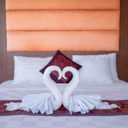 Adipana Bungalow-Balinese Room Ubud Kültér fotó